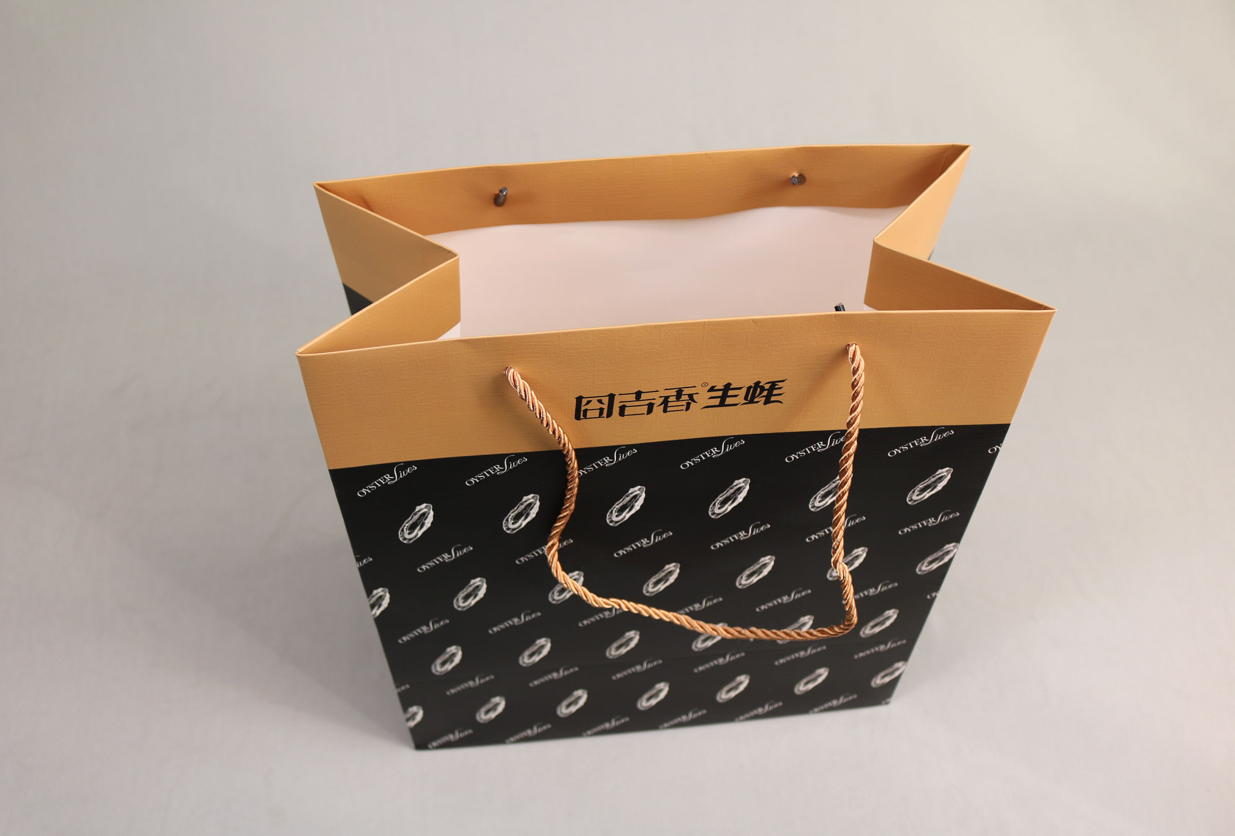 金色三股倒扣绳